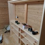 TV台です。取り付けてみました。